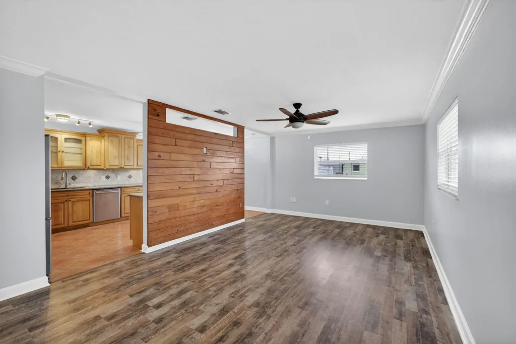 9342 Bloomfield Drive Palm Beach Gardens FL 33410