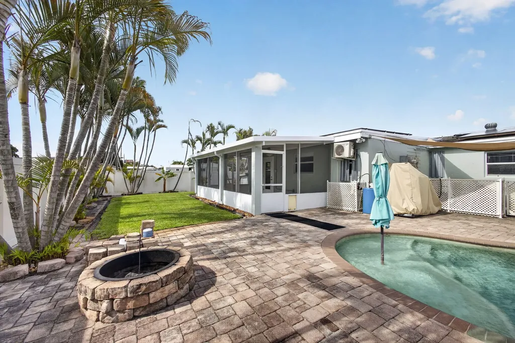 9342 Bloomfield Drive Palm Beach Gardens FL 33410