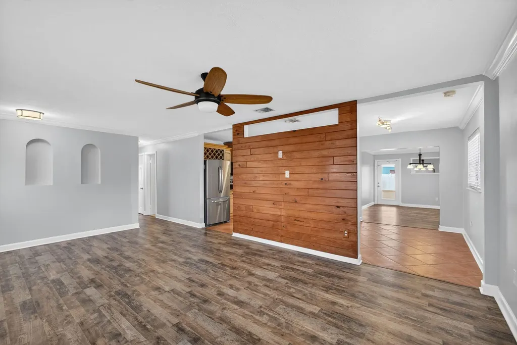9342 Bloomfield Drive Palm Beach Gardens FL 33410