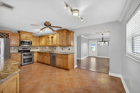 9342 Bloomfield Drive Palm Beach Gardens FL 33410