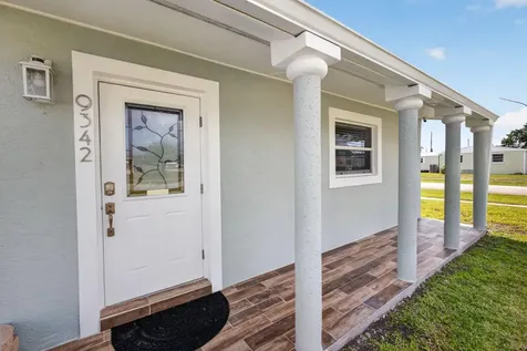 9342 Bloomfield Drive Palm Beach Gardens FL 33410