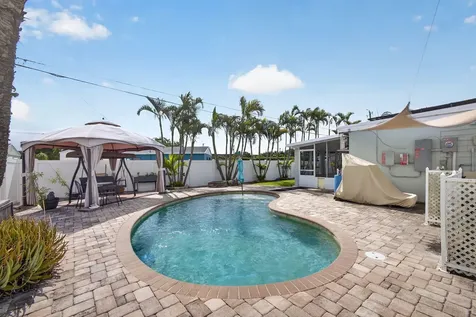 9342 Bloomfield Drive Palm Beach Gardens FL 33410