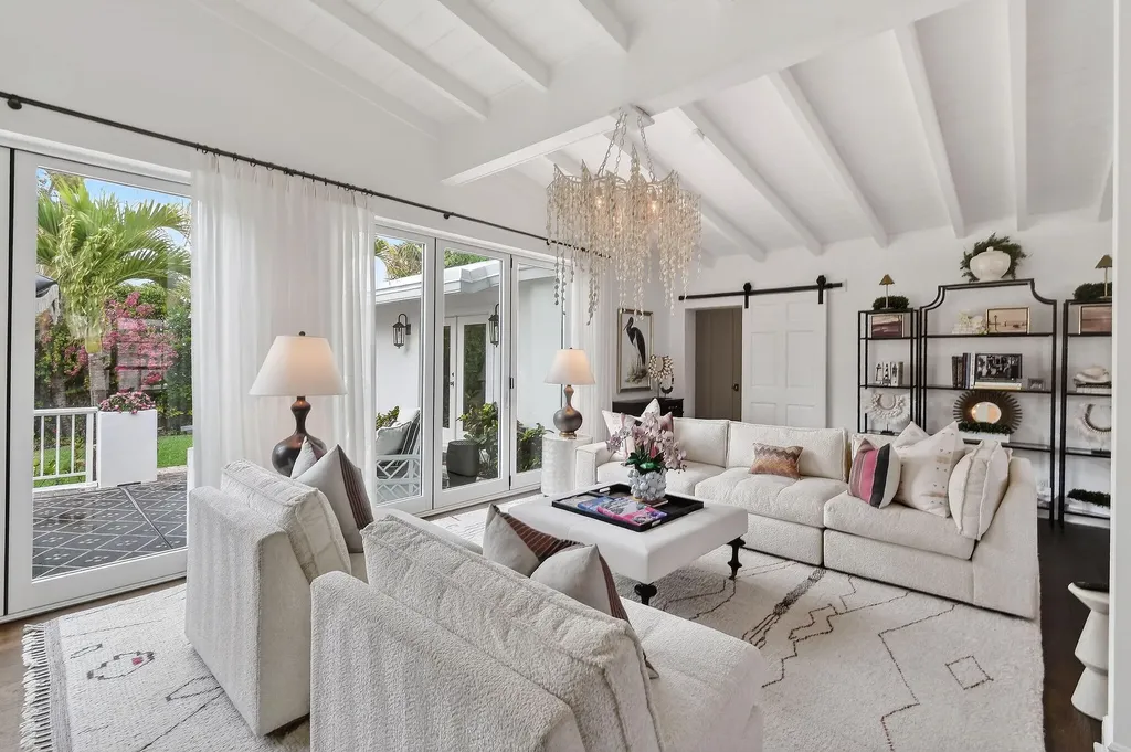 209 Treasure Place Jupiter Inlet Colony FL 33469