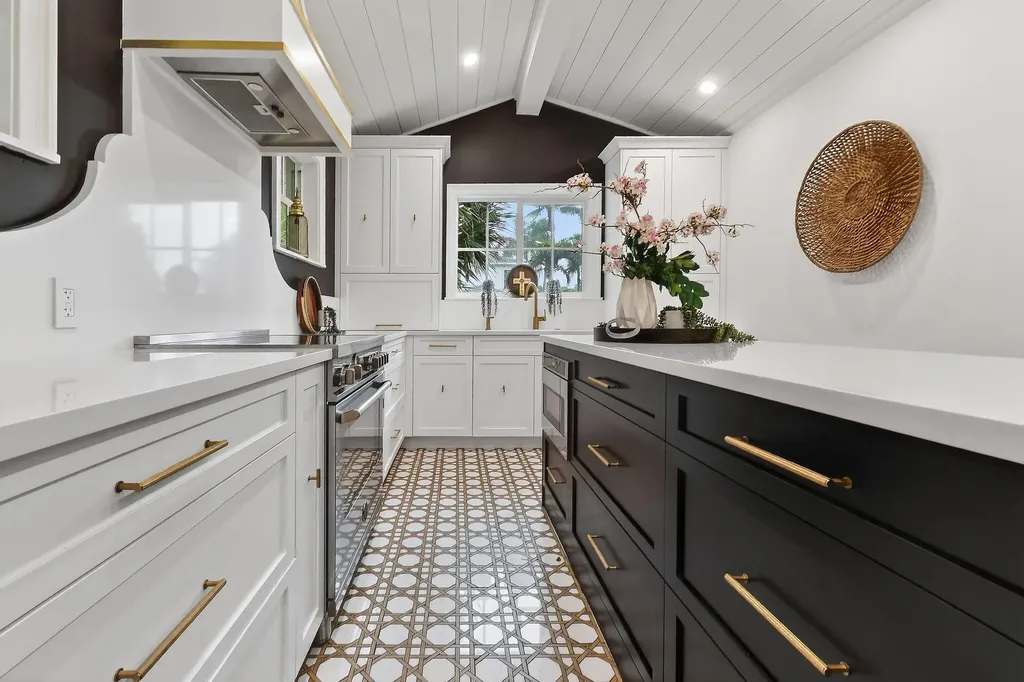 209 Treasure Place Jupiter Inlet Colony FL 33469