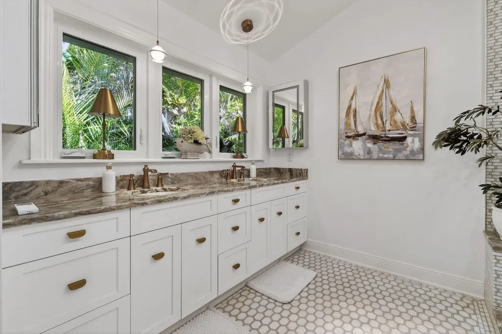 209 Treasure Place Jupiter Inlet Colony FL 33469