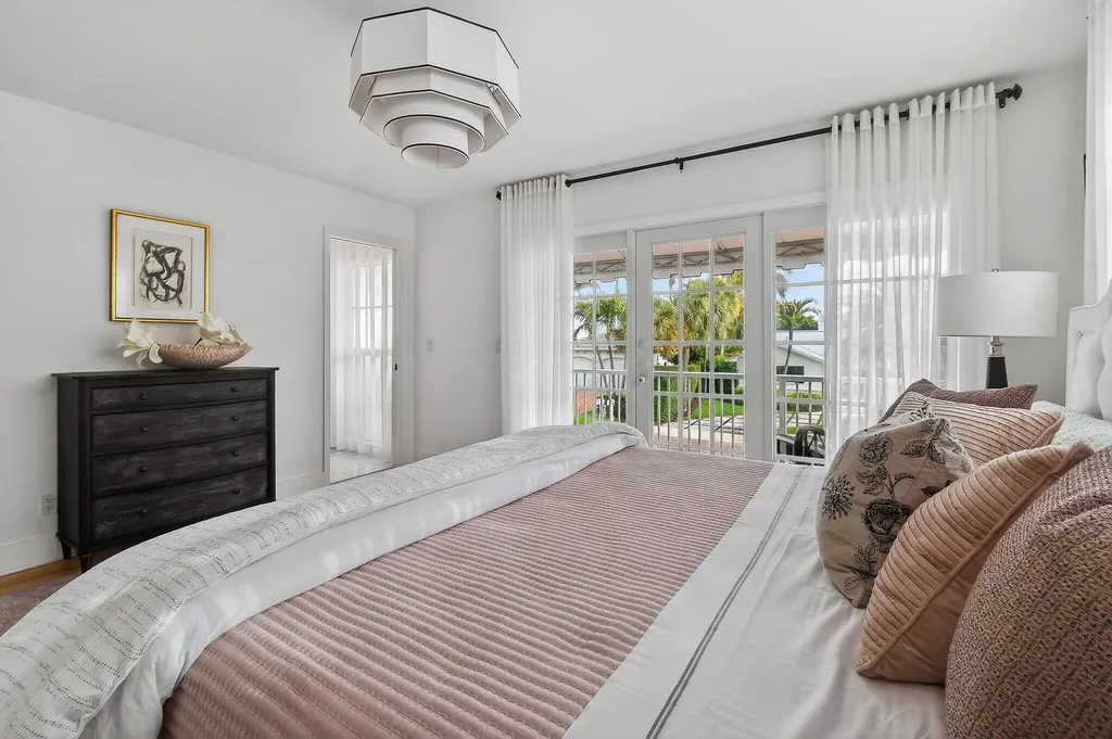 209 Treasure Place Jupiter Inlet Colony FL 33469