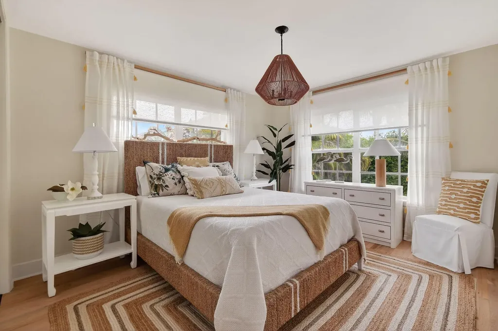 209 Treasure Place Jupiter Inlet Colony FL 33469