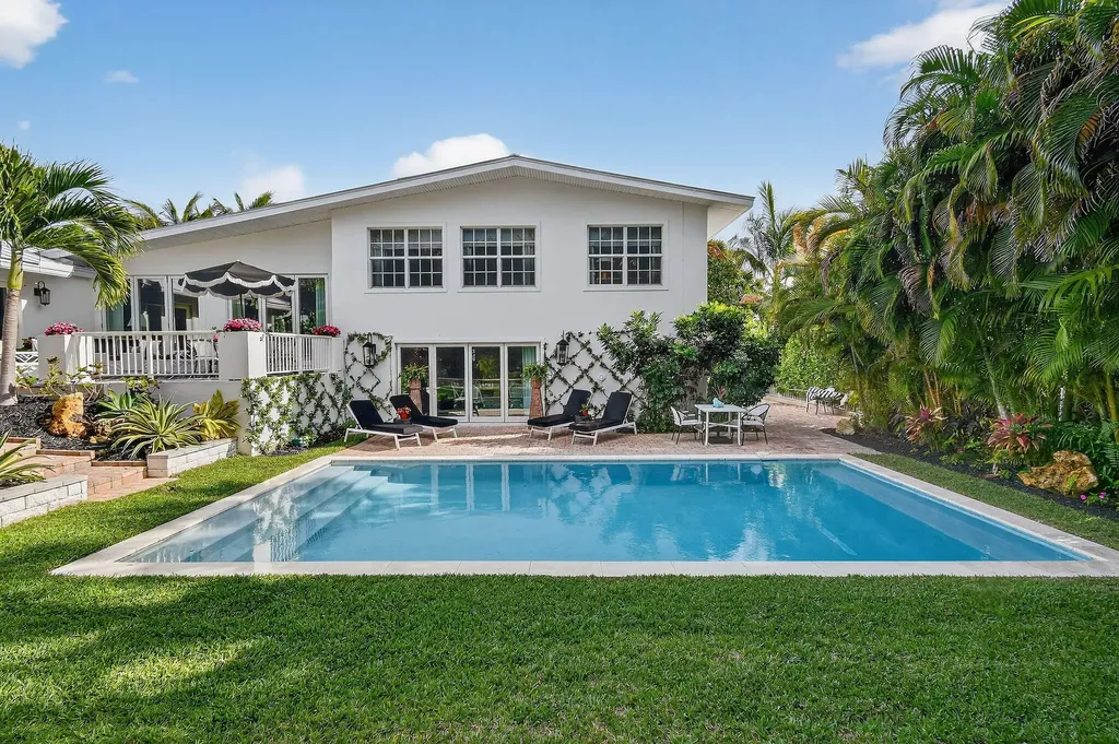 209 Treasure Place Jupiter Inlet Colony FL 33469