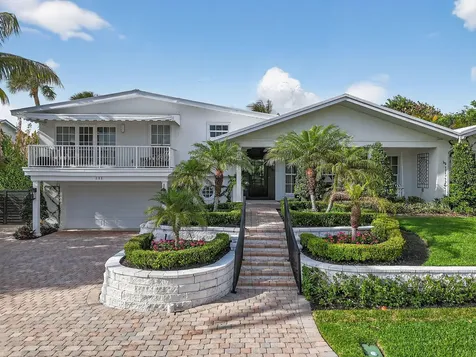209 Treasure Place Jupiter Inlet Colony FL 33469