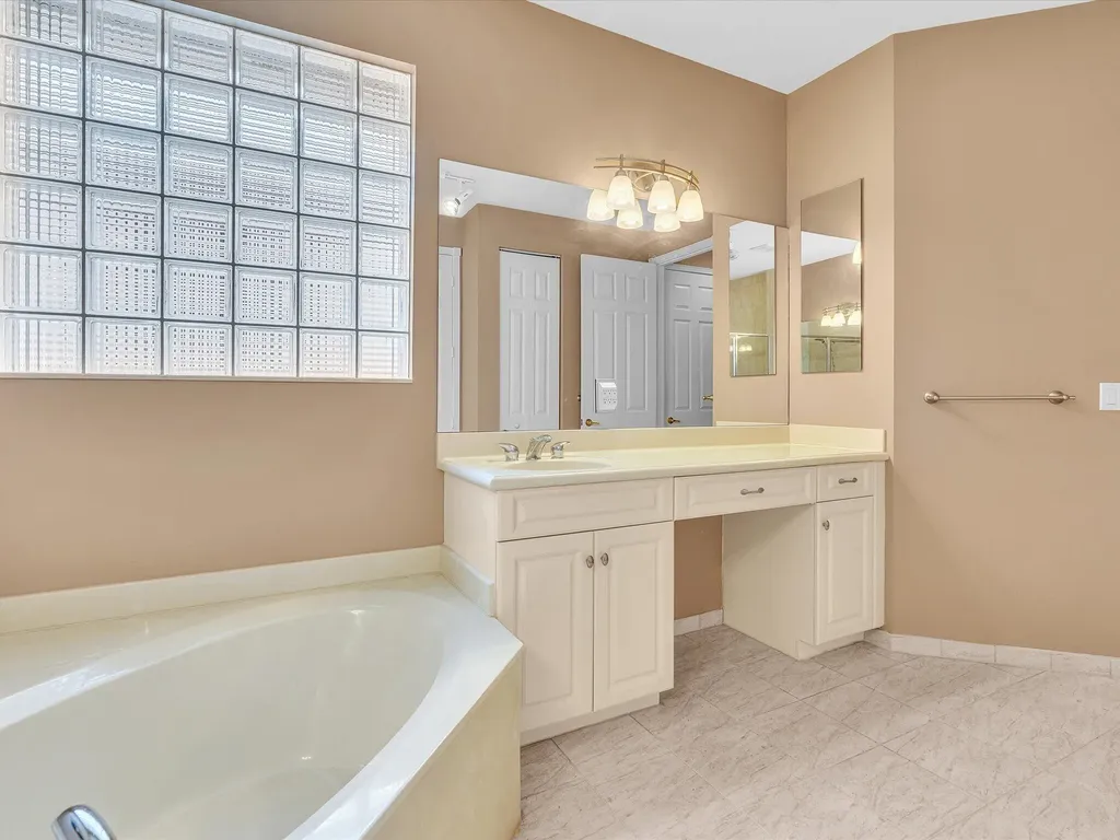 9577 Isles Cay Drive Delray Beach FL 33446