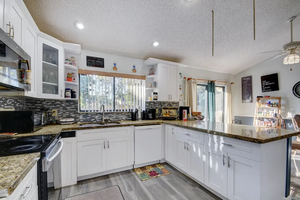 9697 Majestic Way Boynton Beach FL 33437