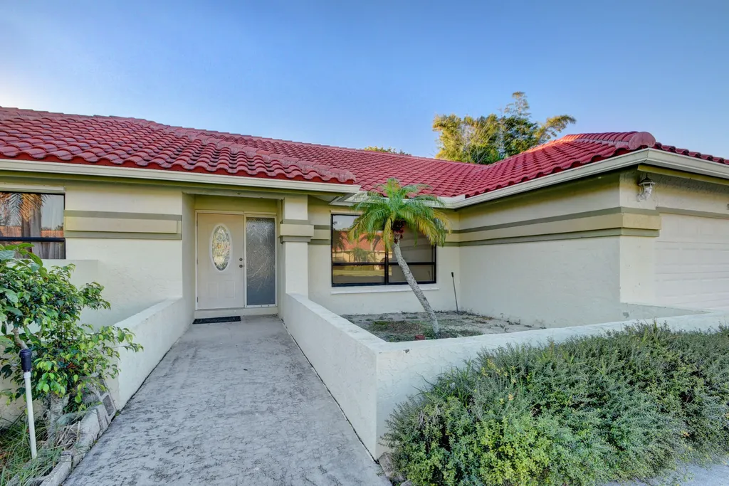 9697 Majestic Way Boynton Beach FL 33437