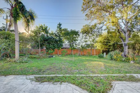 9697 Majestic Way Boynton Beach FL 33437