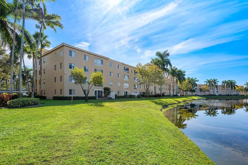 5749 Gemstone Court Boynton Beach FL 33437