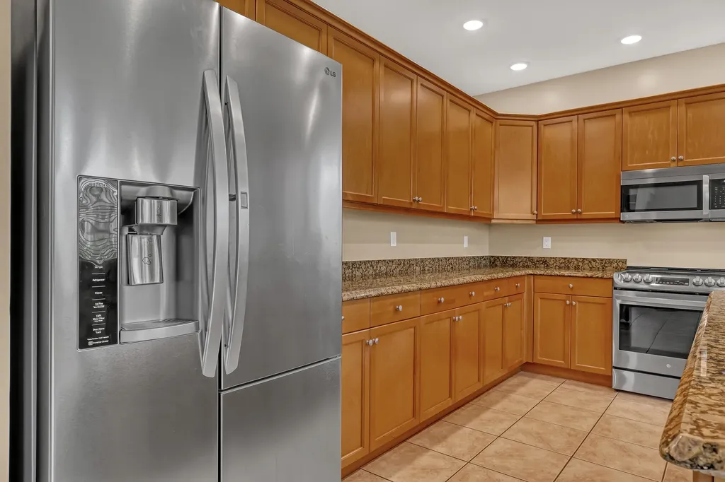 9022 Dupont Place Wellington FL 33414