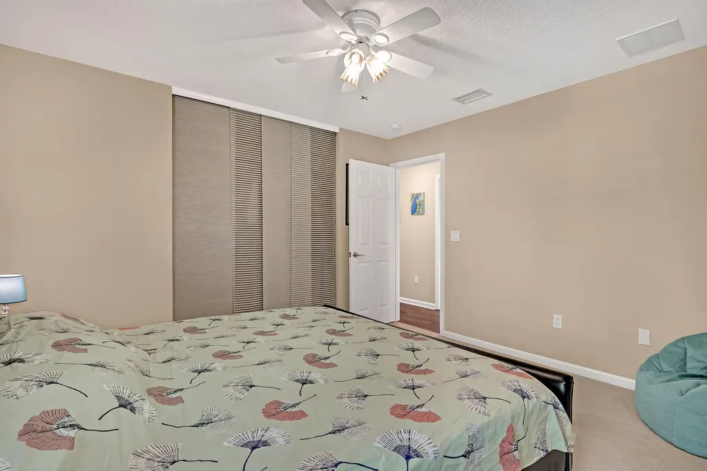 9022 Dupont Place Wellington FL 33414