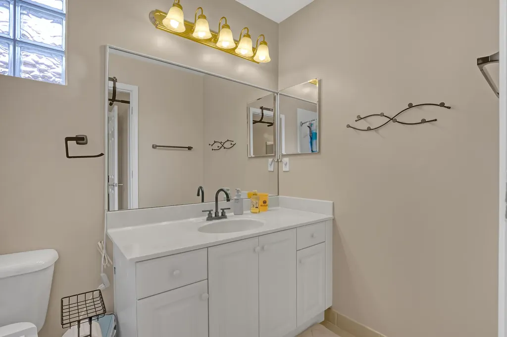 9022 Dupont Place Wellington FL 33414