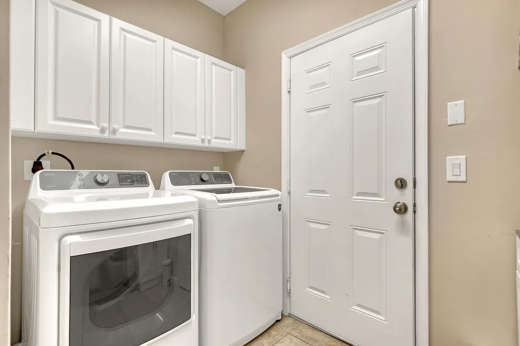 9022 Dupont Place Wellington FL 33414