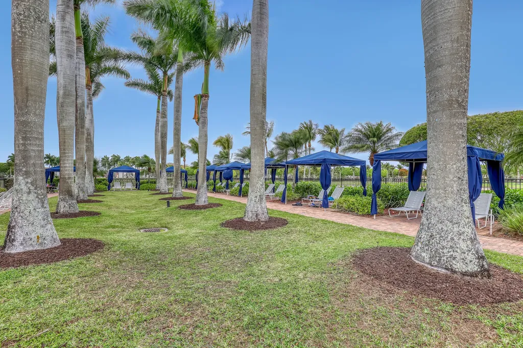 9022 Dupont Place Wellington FL 33414