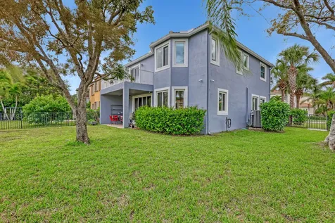 9022 Dupont Place Wellington FL 33414