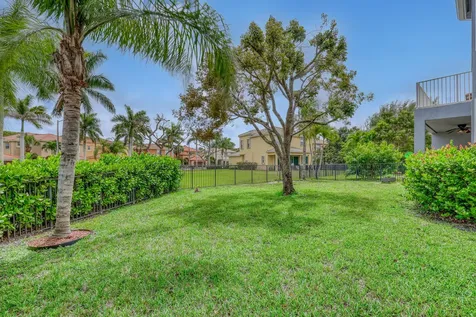 9022 Dupont Place Wellington FL 33414