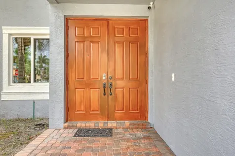 9022 Dupont Place Wellington FL 33414