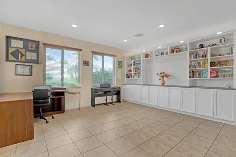 9022 Dupont Place Wellington FL 33414