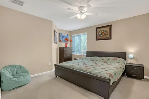 9022 Dupont Place Wellington FL 33414