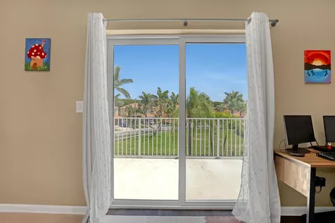 9022 Dupont Place Wellington FL 33414