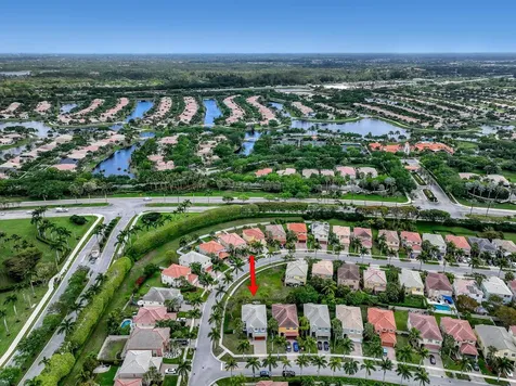 9022 Dupont Place Wellington FL 33414