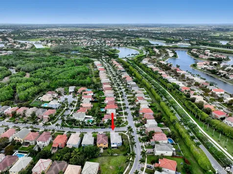 9022 Dupont Place Wellington FL 33414