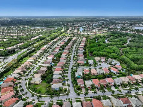 9022 Dupont Place Wellington FL 33414