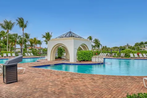 9022 Dupont Place Wellington FL 33414