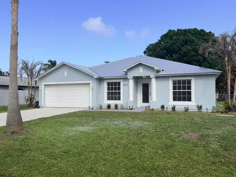 1357 SE Bayharbor Street Port St Lucie FL 34983