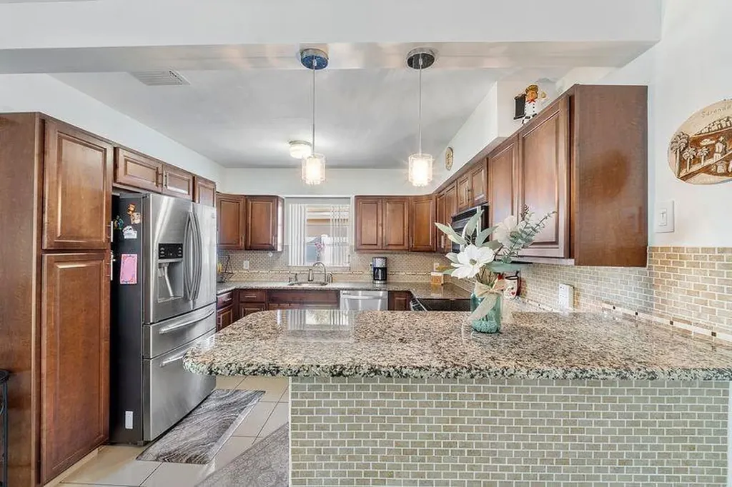 4860 N Andrews Avenue Fort Lauderdale FL 33309