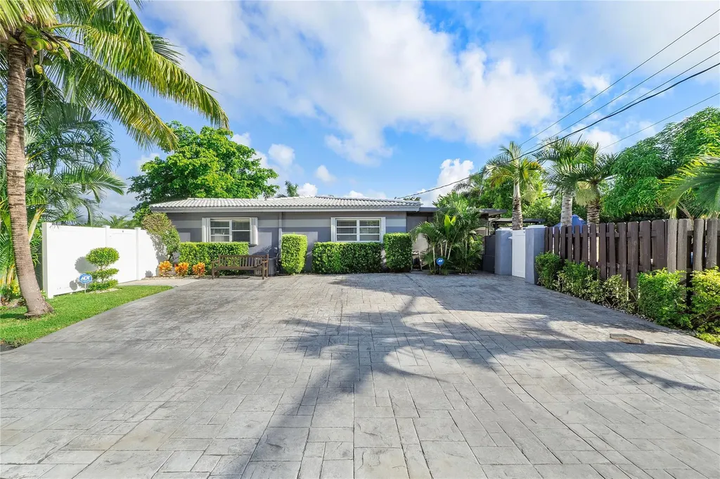 4860 N Andrews Avenue Fort Lauderdale FL 33309