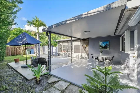4860 N Andrews Avenue Fort Lauderdale FL 33309