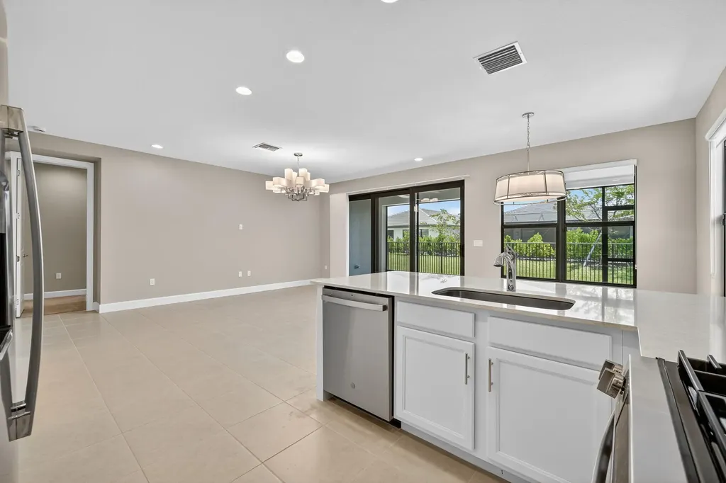 12522 SW Emerald Estuary Terrace Port St Lucie FL 34987