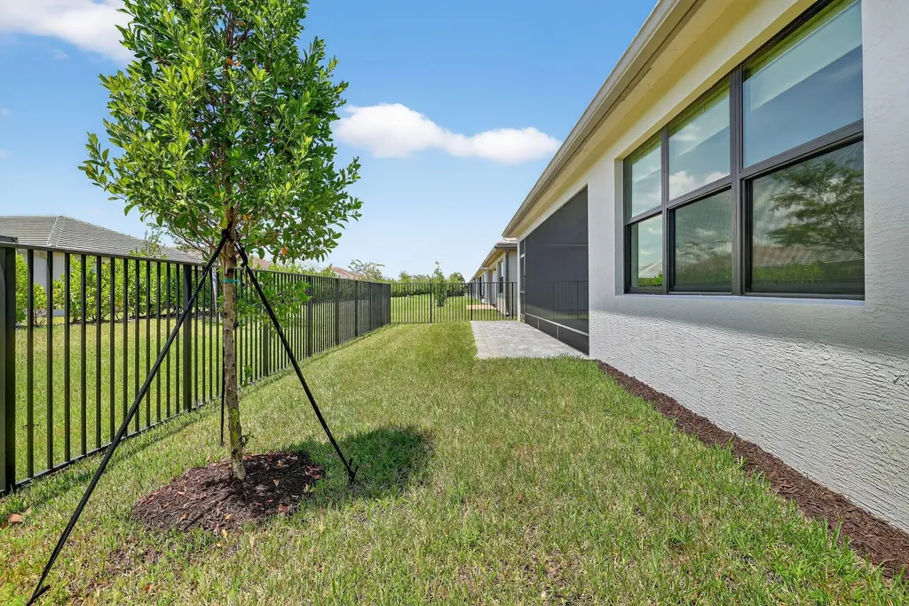 12522 SW Emerald Estuary Terrace Port St Lucie FL 34987