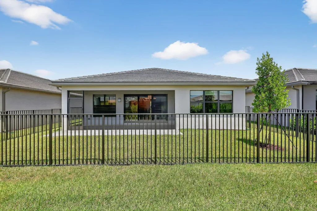 12522 SW Emerald Estuary Terrace Port St Lucie FL 34987