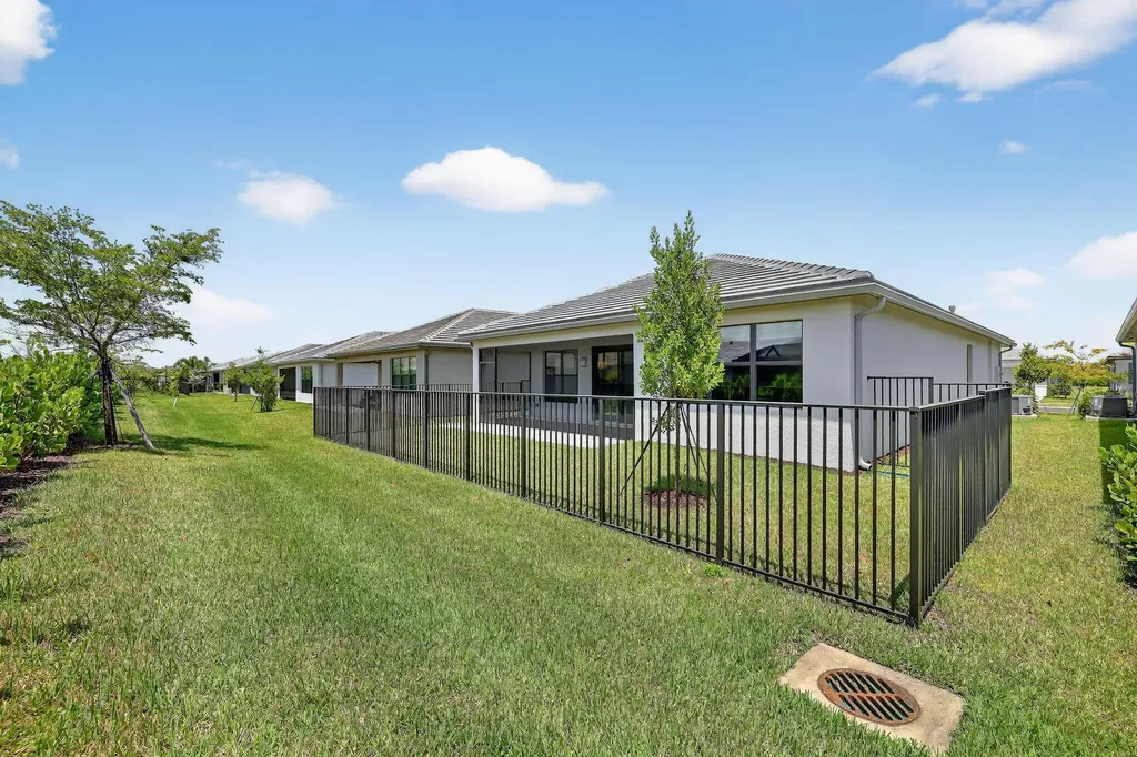 12522 SW Emerald Estuary Terrace Port St Lucie FL 34987