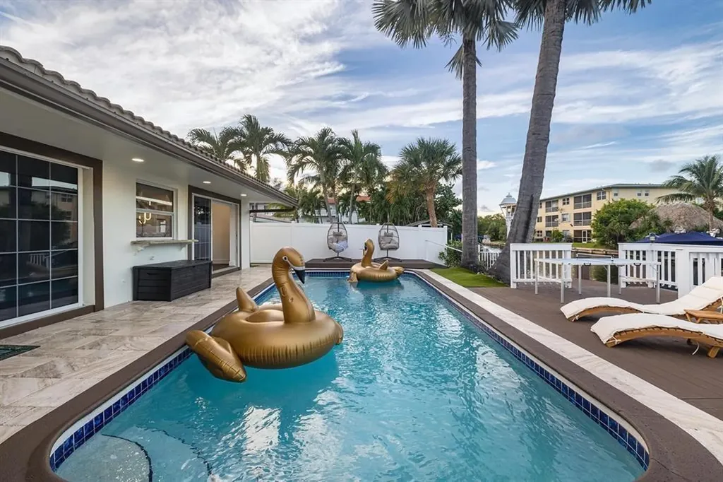 1419 NE 57th Street Fort Lauderdale FL 33334