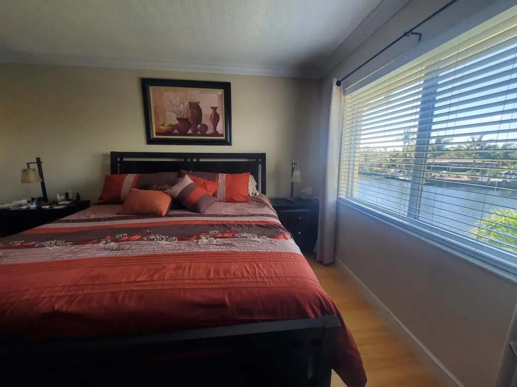 912 Pine Drive Pompano Beach FL 33060