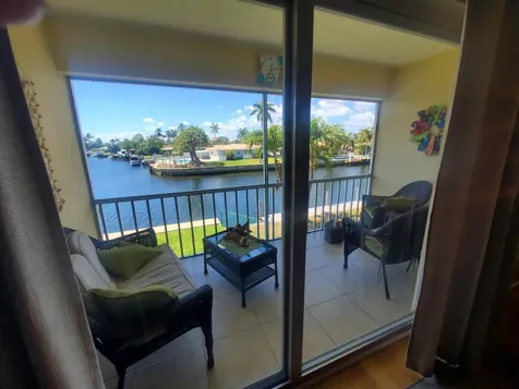 912 Pine Drive Pompano Beach FL 33060