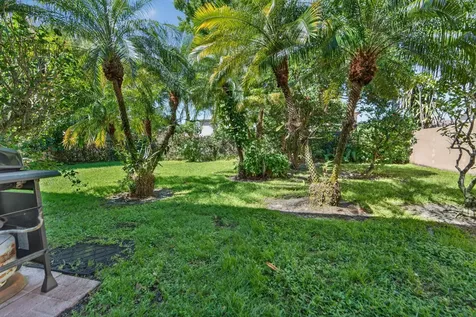 6593 Lurais Drive Lake Worth FL 33463