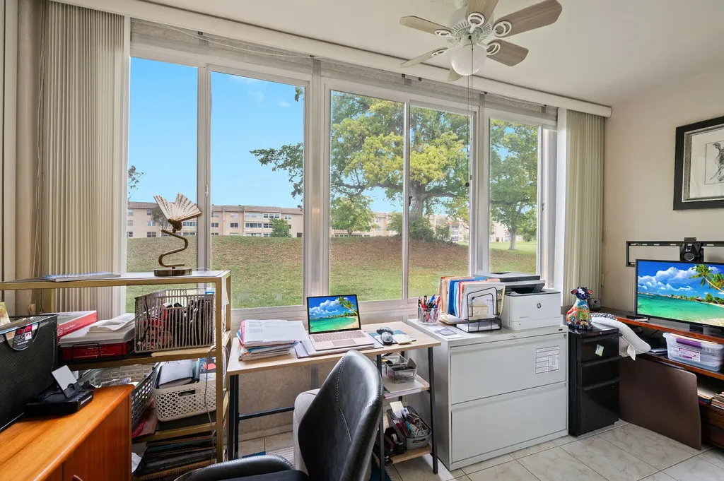 9330 E Sunrise Lakes Boulevard E Sunrise FL 33322