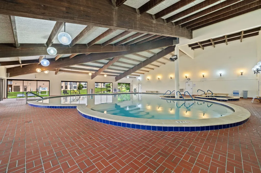 9330 E Sunrise Lakes Boulevard E Sunrise FL 33322