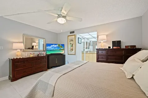 9330 E Sunrise Lakes Boulevard E Sunrise FL 33322