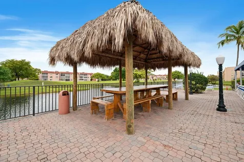 9330 E Sunrise Lakes Boulevard E Sunrise FL 33322