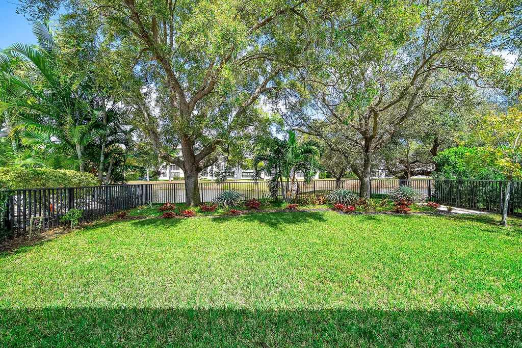 3069 Safflower Circle West Palm Beach FL 33401